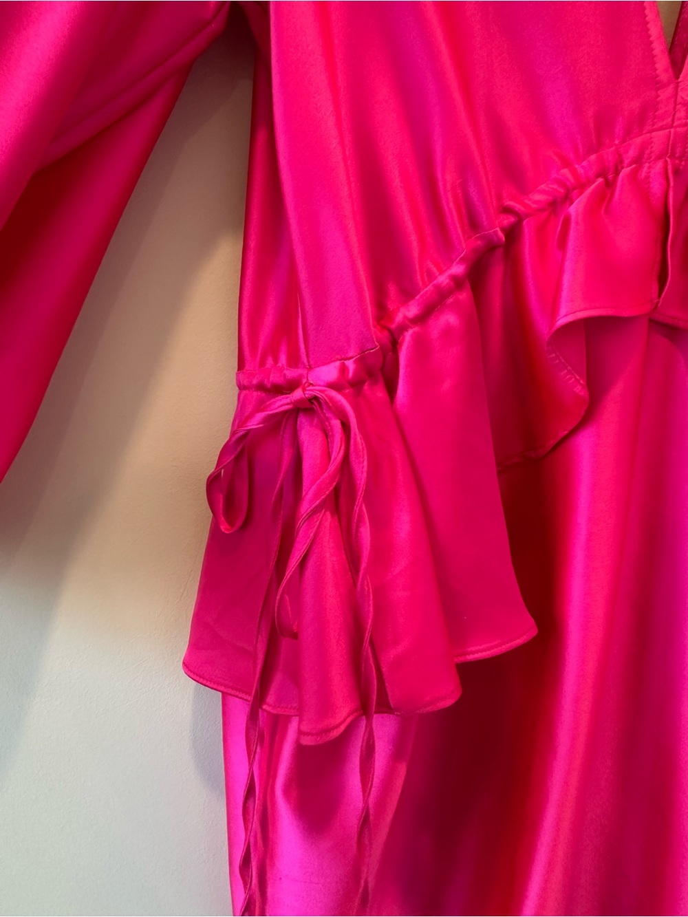 Topshop Satin Long Sleeve V Neck Bright Hot Pink Peplum Mini Dress Wedding Guest - Picture 6 of 14